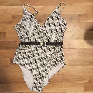 H&M One piece swimsuit with belt. Never worn!